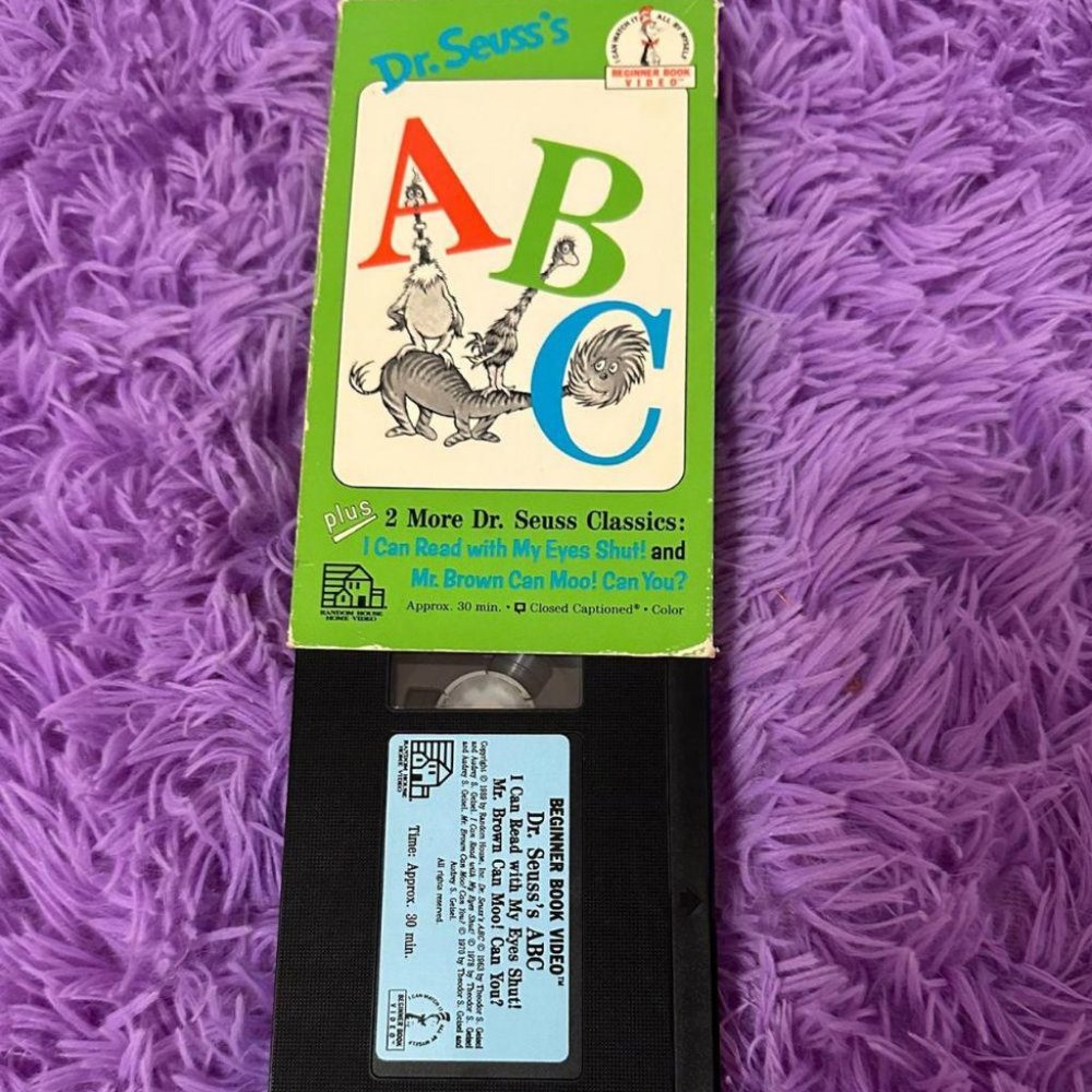 DR. SEUSS'S ABC VHS - Picture 3 of 3